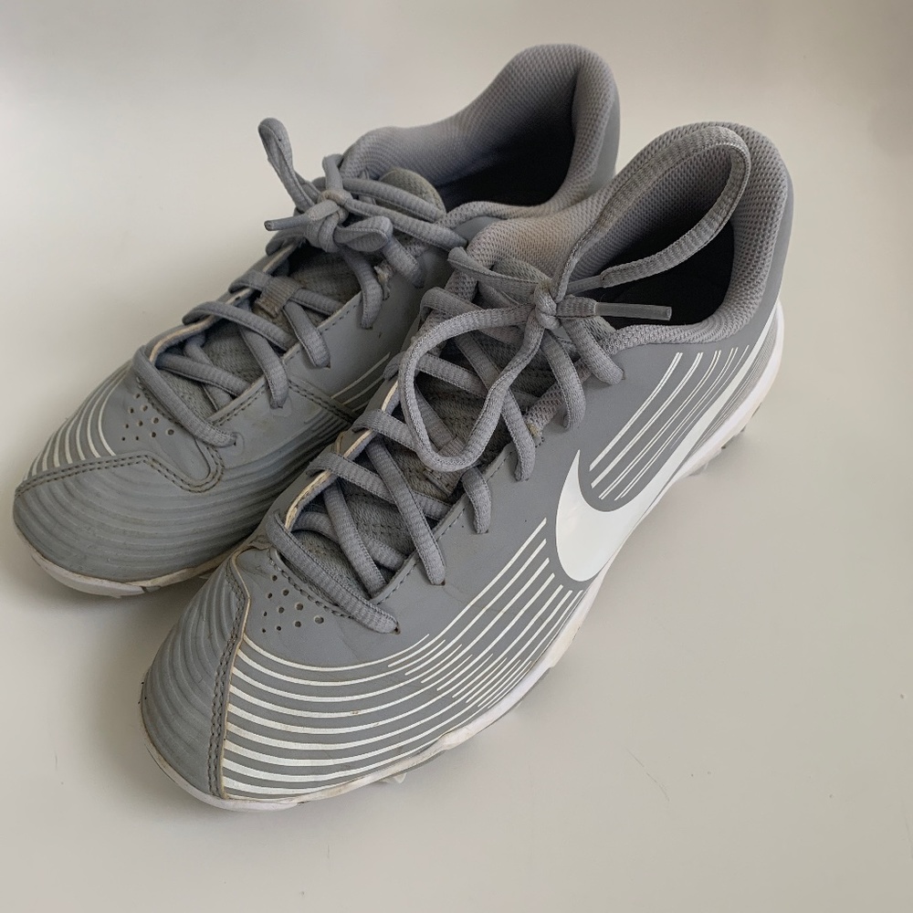 Nike Fastflex Baseball Cleats Size 6 Youth